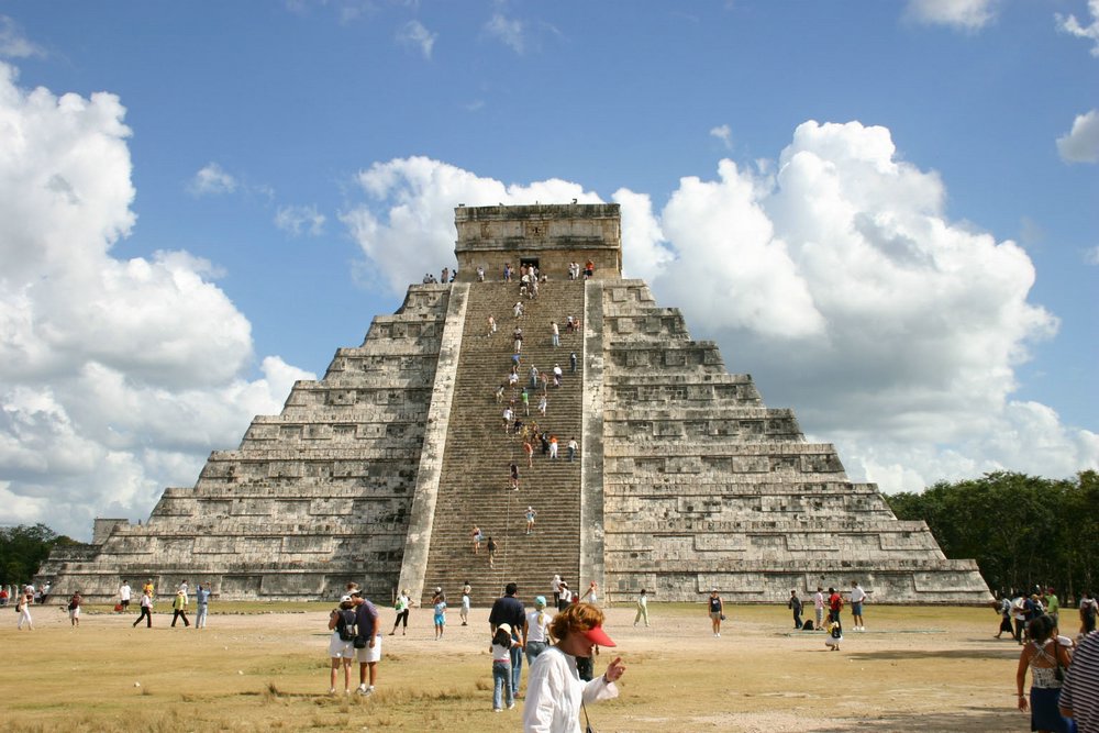 11 El Castillo.jpg