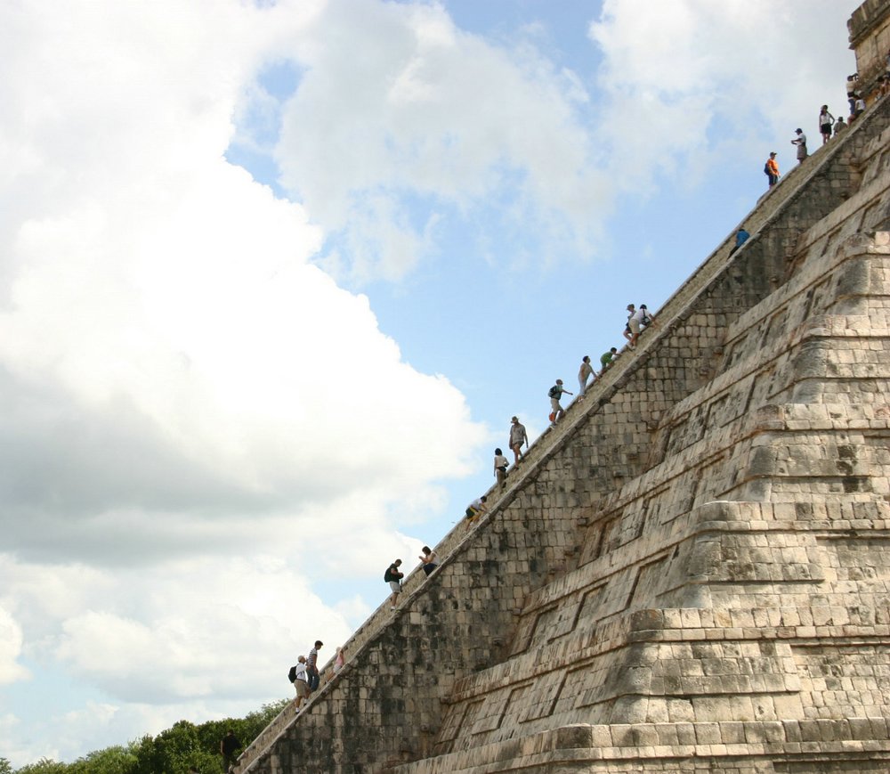 12 El Castillo.jpg