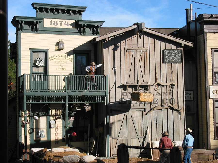 102-0242_IMG.JPG