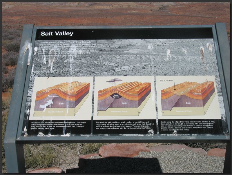 arches-salt valley.JPG