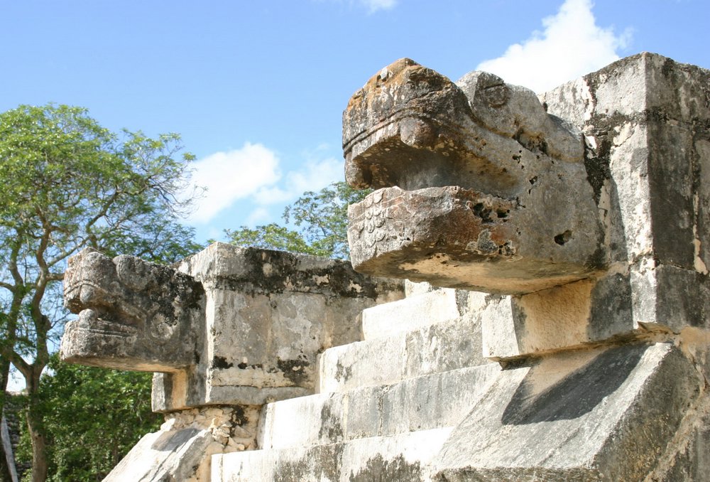 01 Chichen Itza.jpg