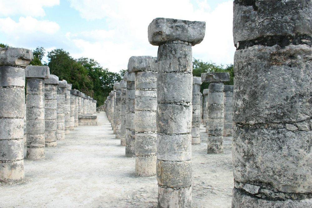 08 Chichen Itza.jpg