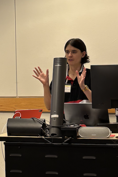 Image of Laila Phillips speaking